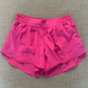 Lululemon Hotty Hot pink